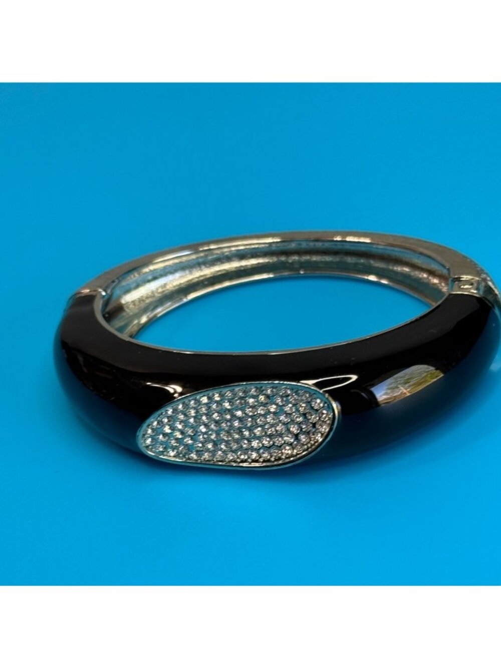 Black Enamel Pave Sparkling Crystals Hinged Bangle Bracelet 7" Luxury Statement - Picture 3 of 6